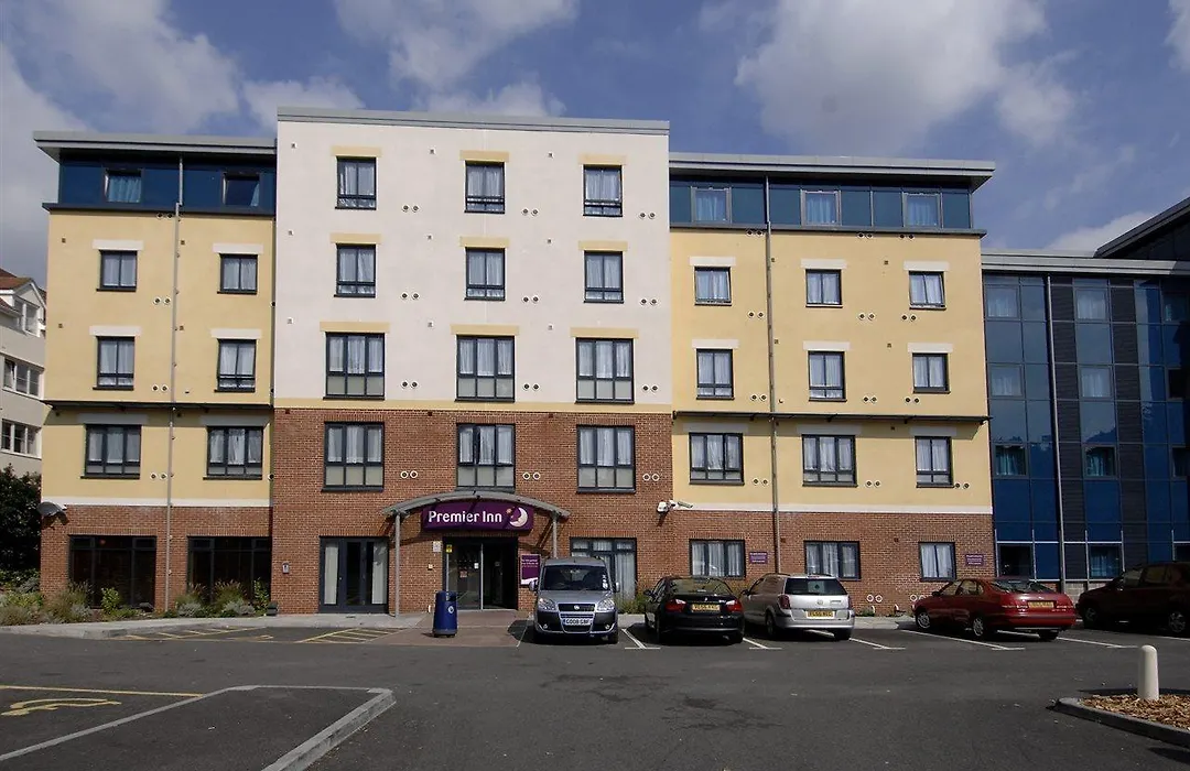 Premier Inn Bournemouth Westbourne-1